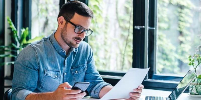 Emotional Investing: Simple Ways to Keep Your Money Decisions Clear